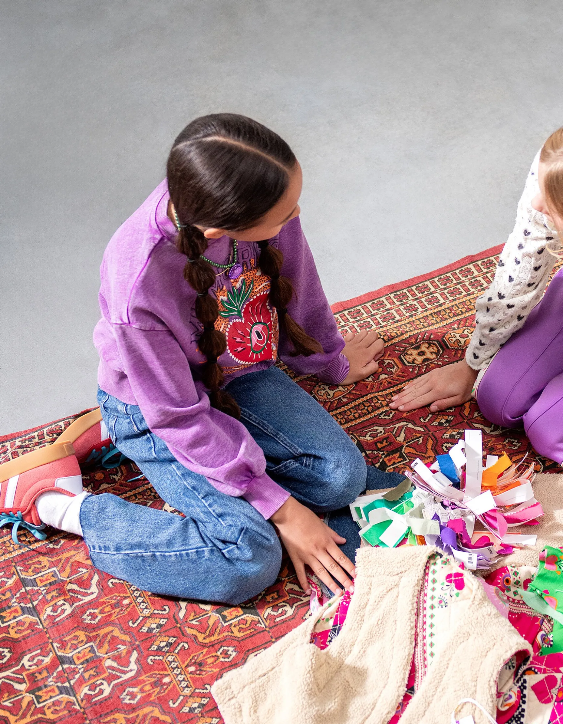 Artwork Sweater Paars By Lizzy