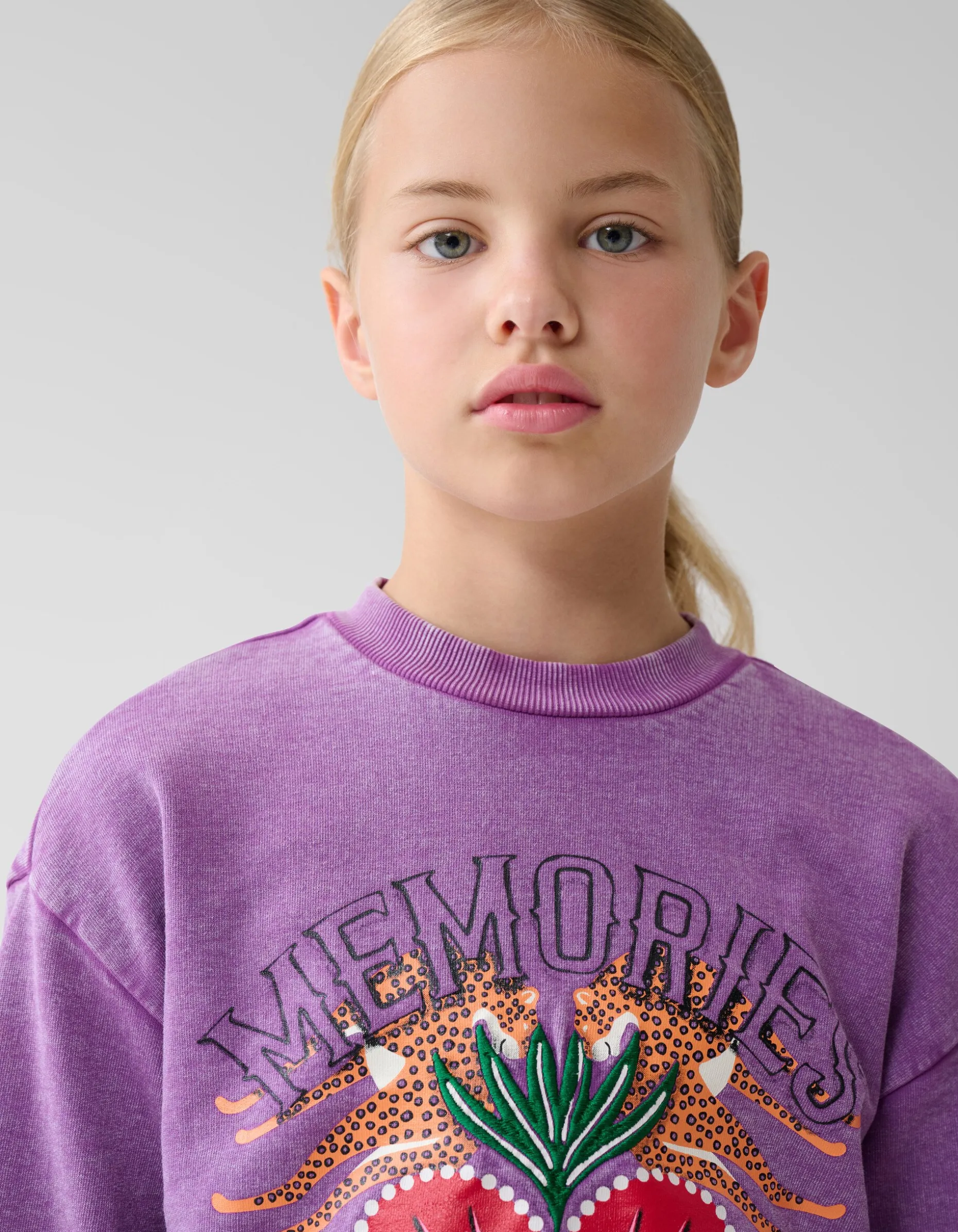 Artwork Sweater Paars By Lizzy