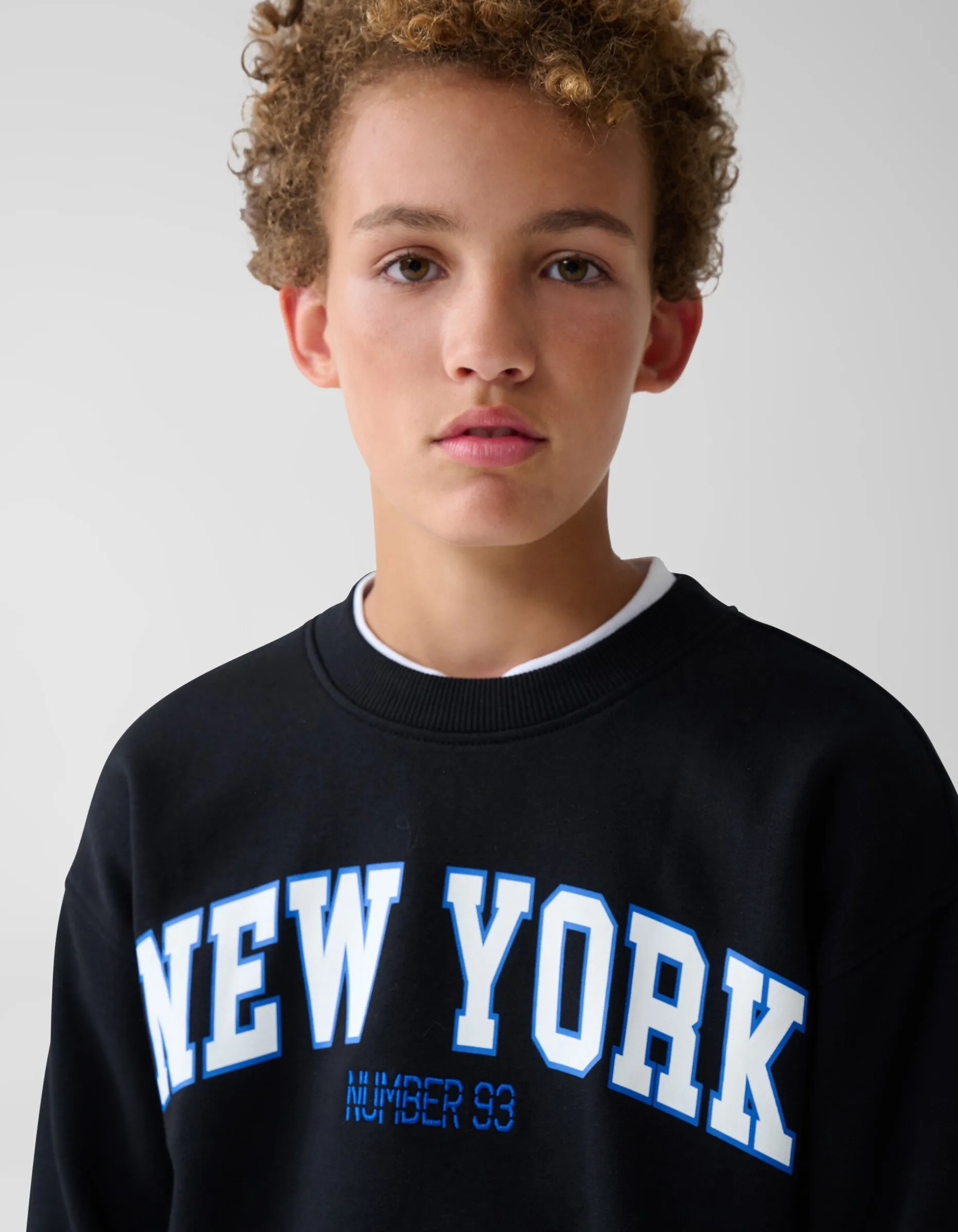 Artwork Sweater Zwart