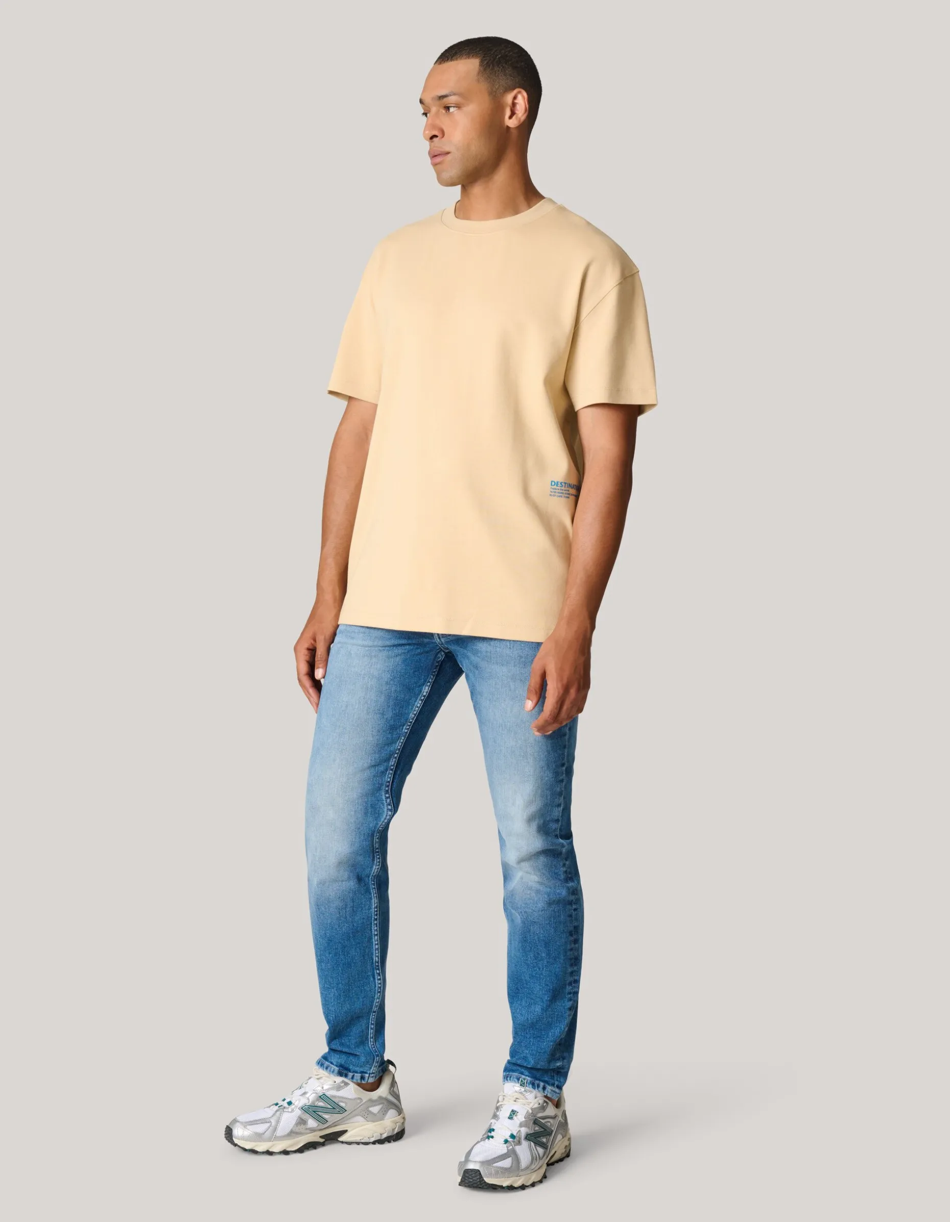 Basic T-shirt Zand