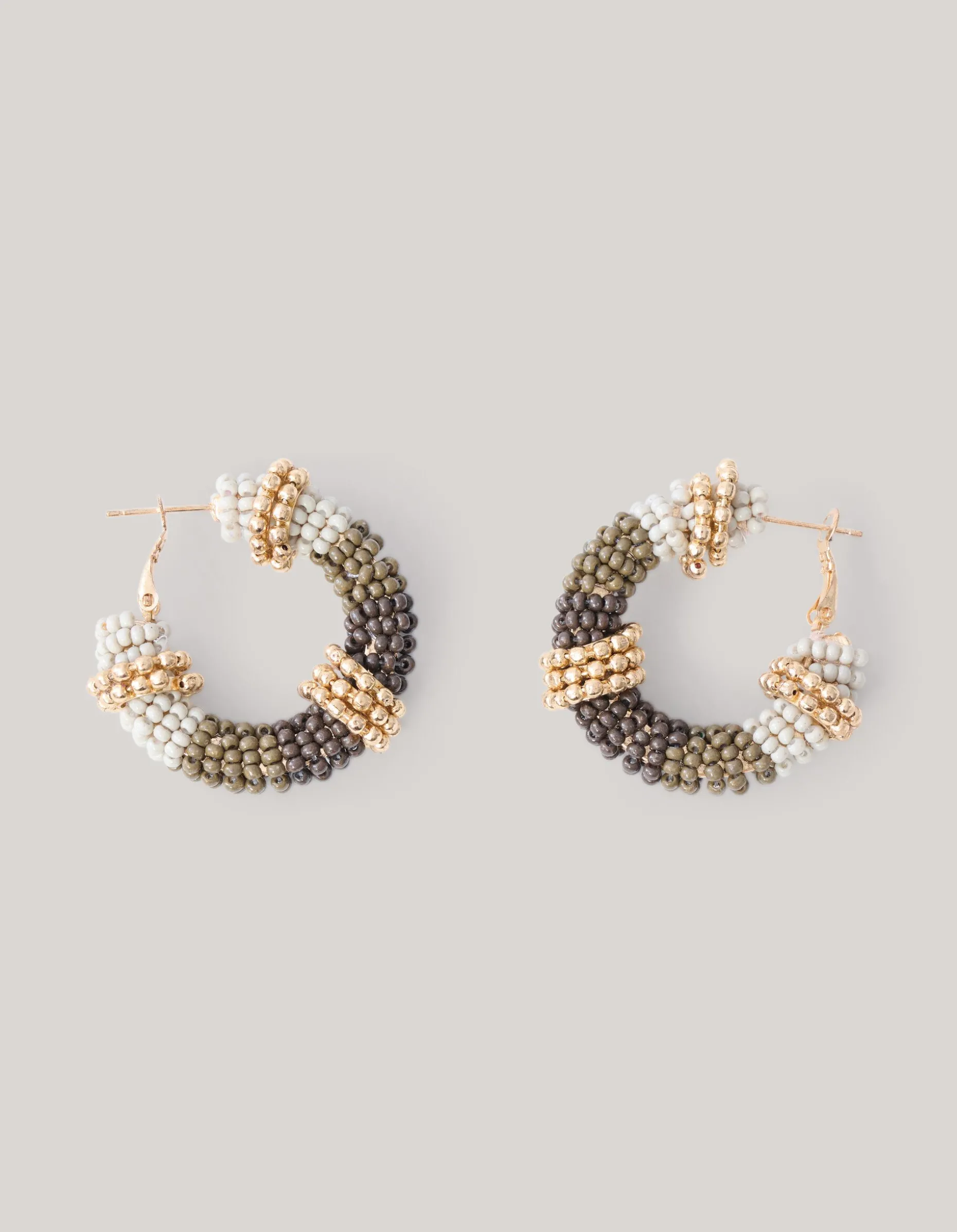 Beaded Oorbellen Beige