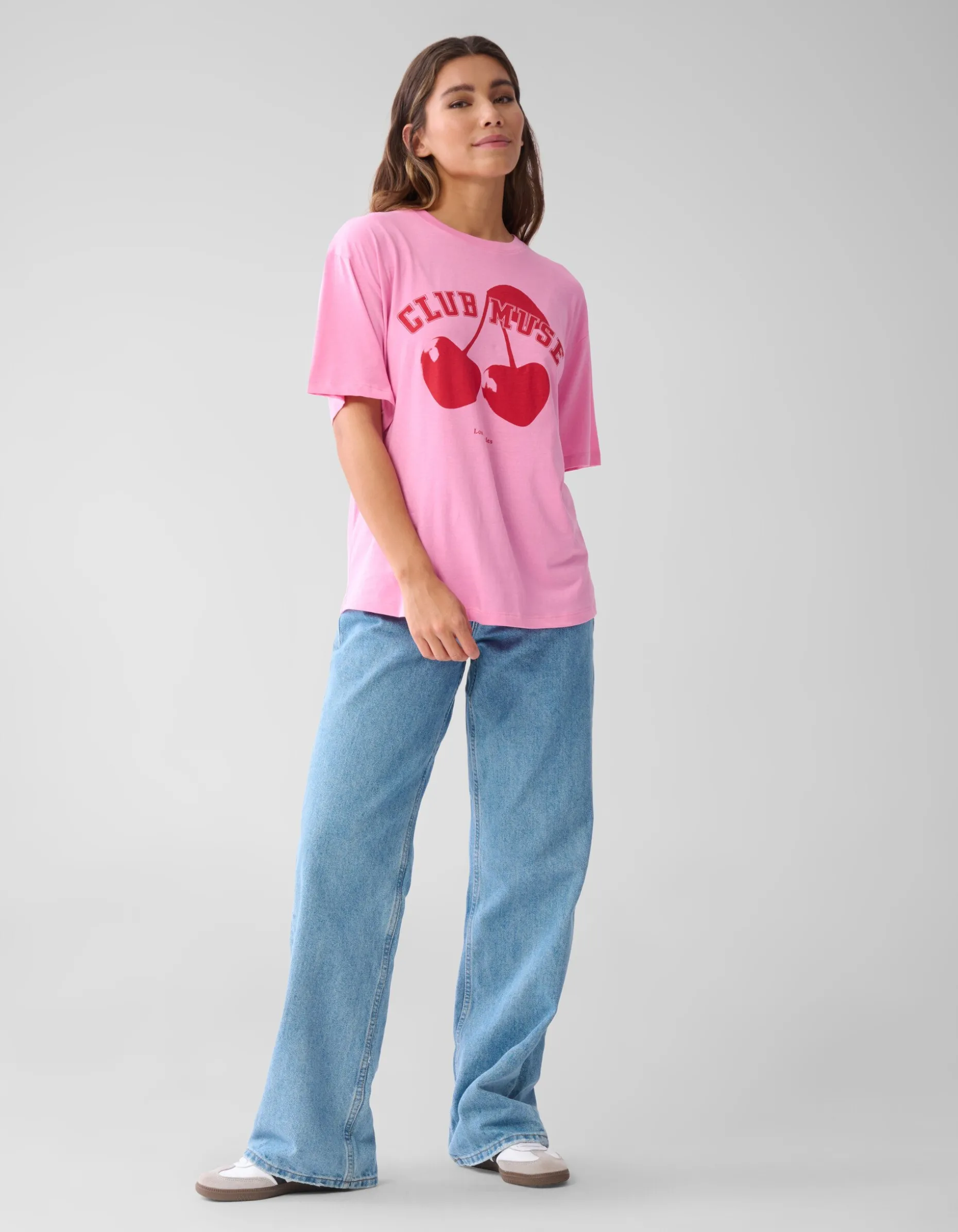 Cherry Artwork T-shirt Roze