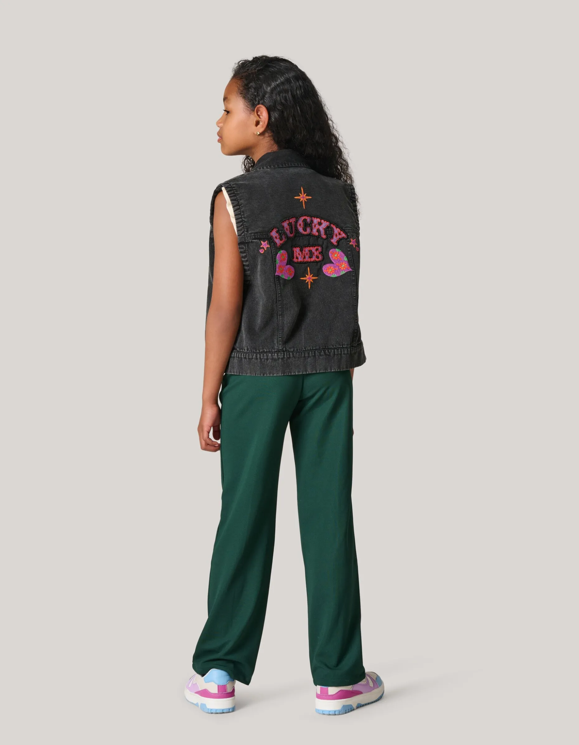 Embroidery Gilet Donkergrijs