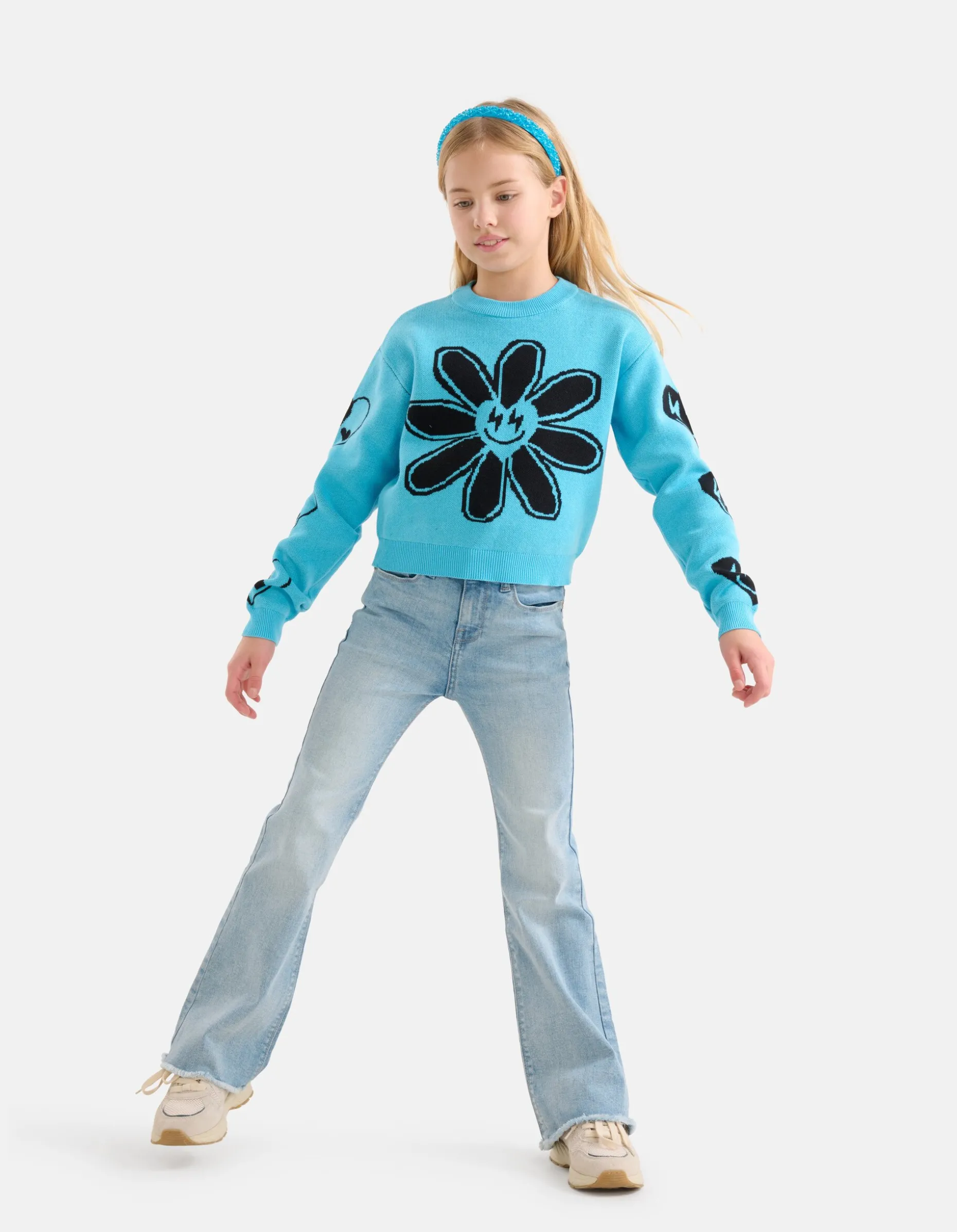 Flared Fit Jeans Bleached