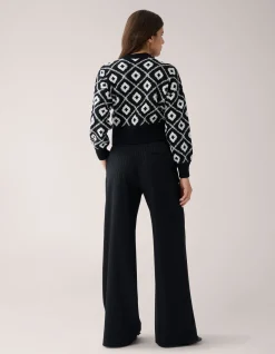 Grafisch Cropped Vest Zwart By Mieke