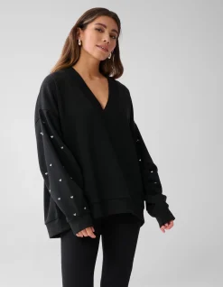 Heart Stud Sweater Zwart