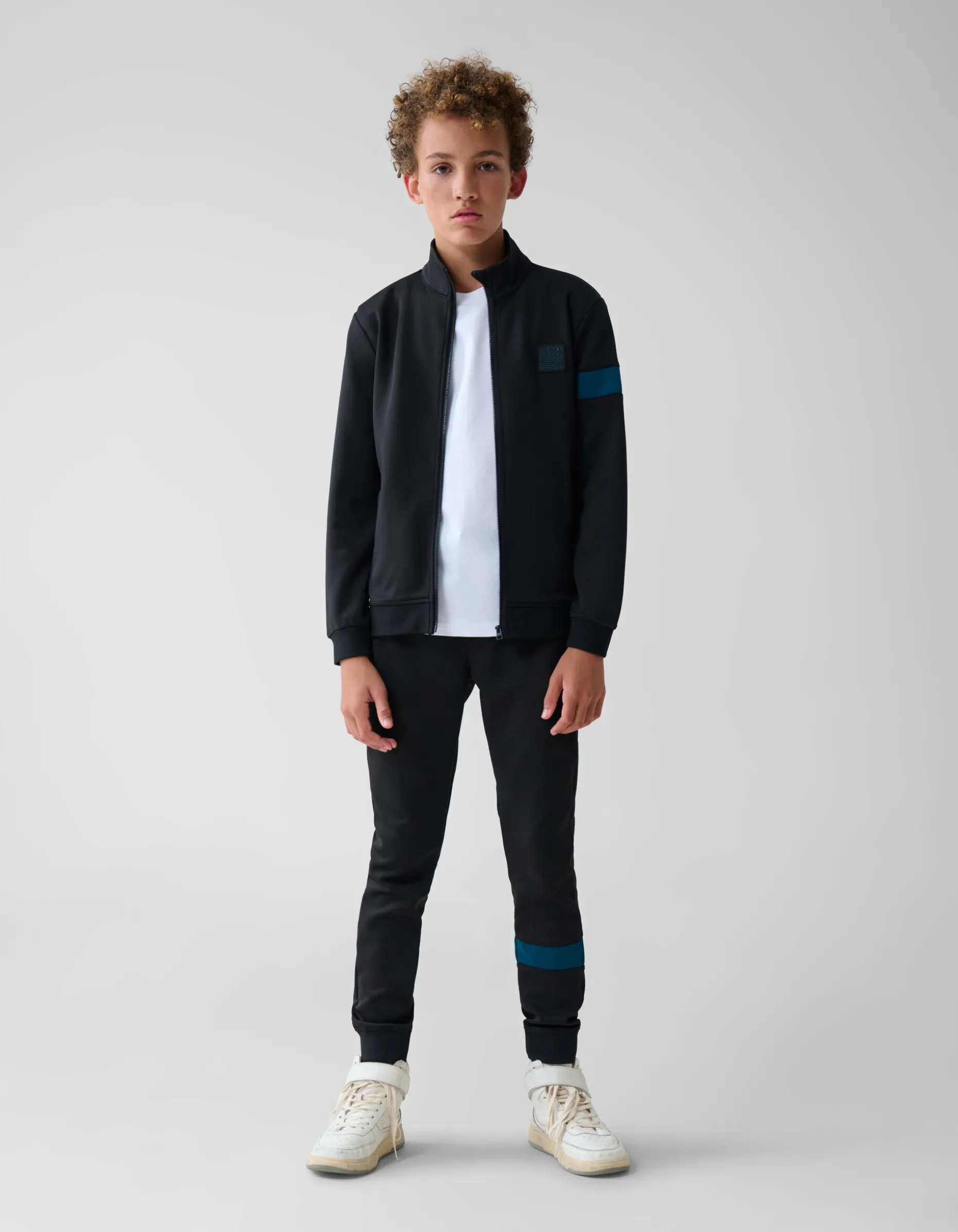 Label Cardigan Zwart