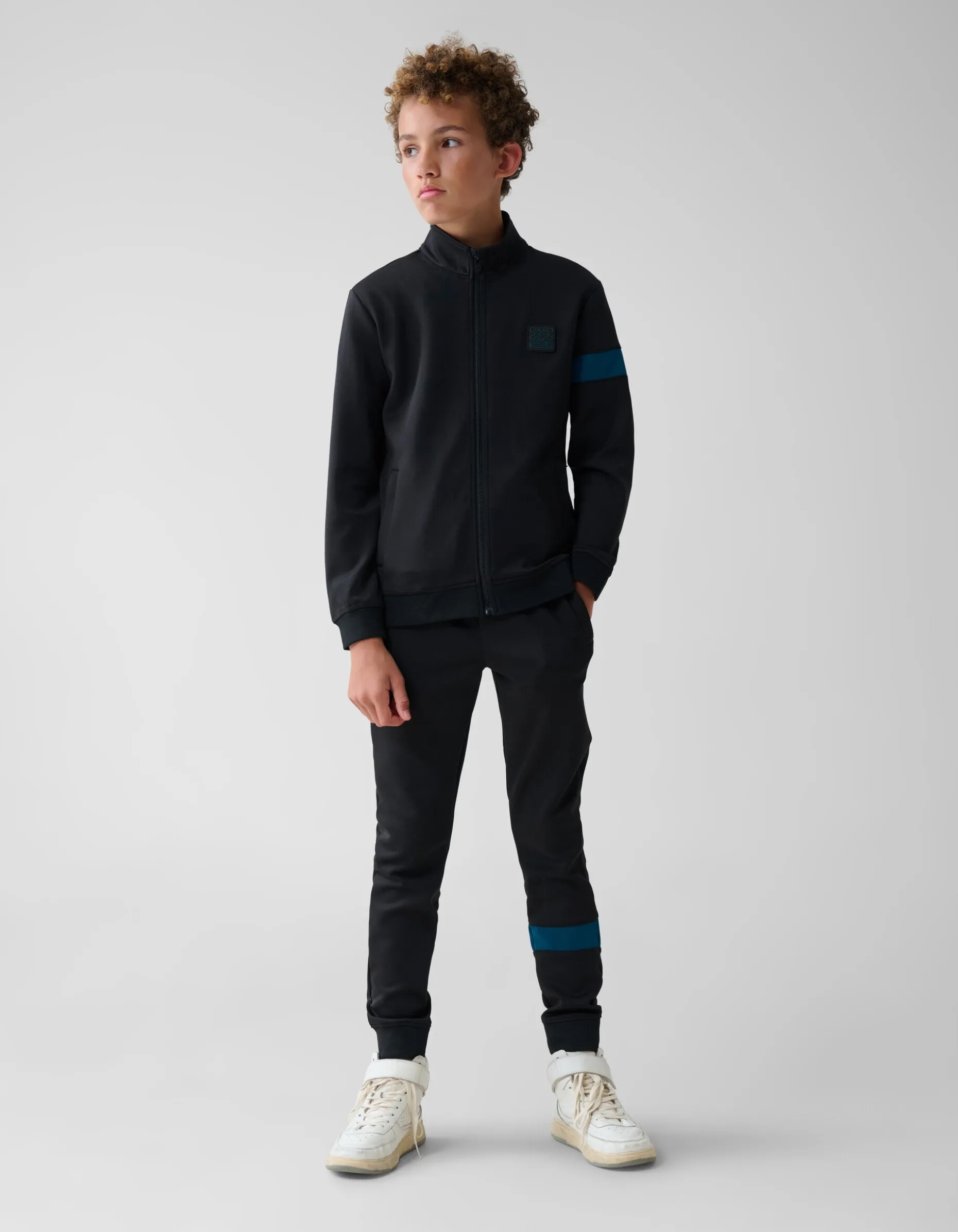 Label Cardigan Zwart