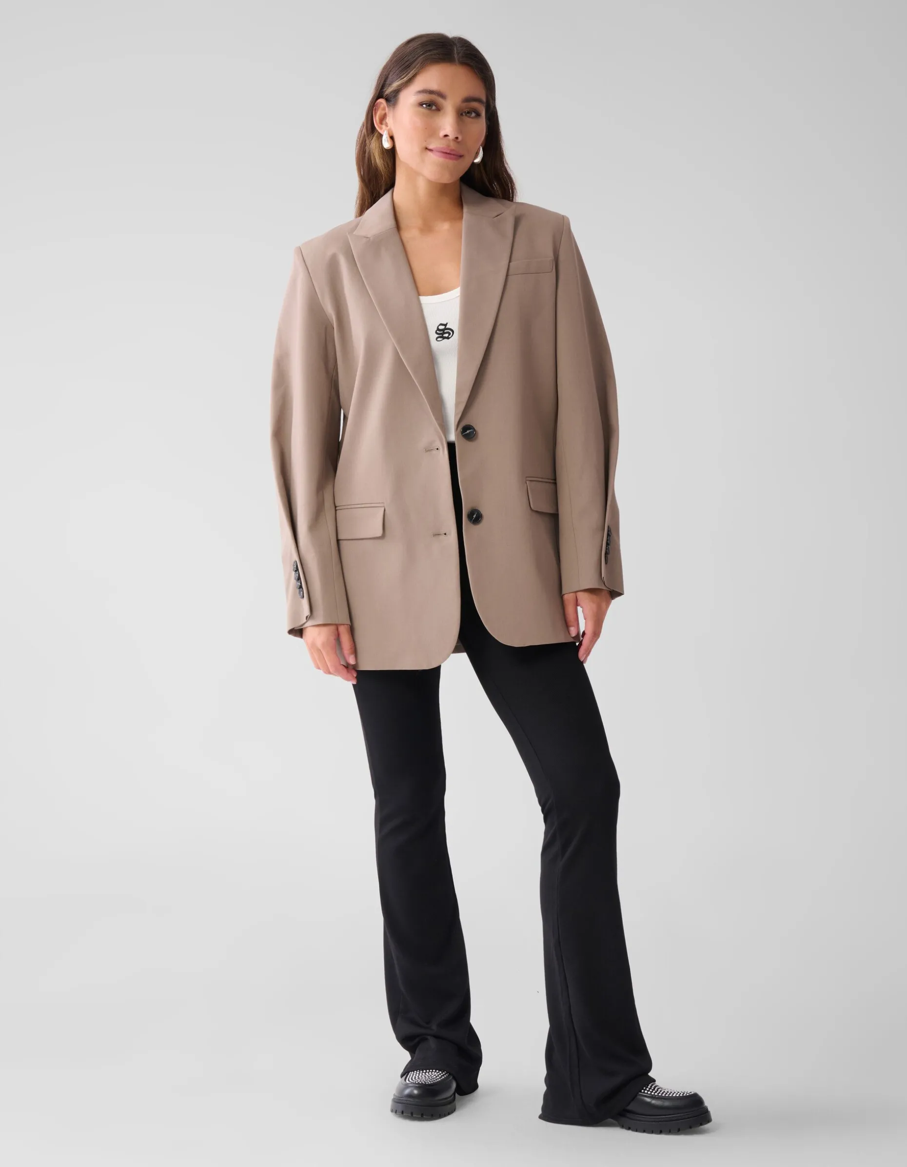 Oversized Clean Blazer Bruin