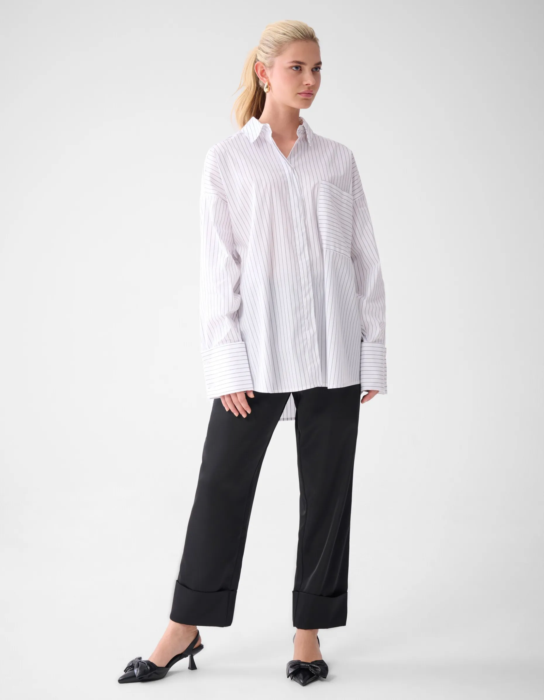 Pinstripe Blouse Wit By Lonneke