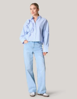 Pinstripe Ruffle Blouse Lichtblauw