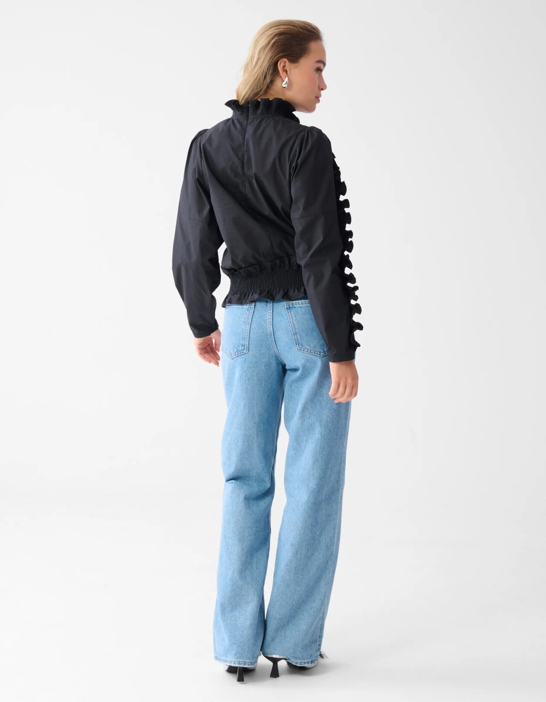 Ruffle Top Zwart