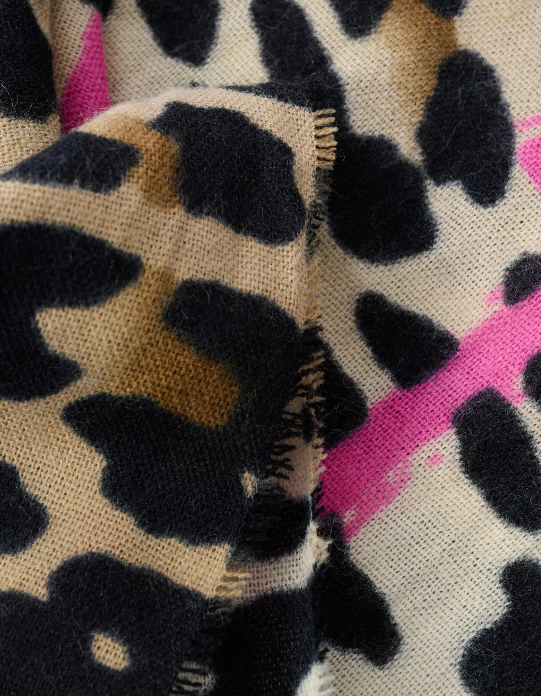 Smiley Artwork Leopard Sjaal Bruin