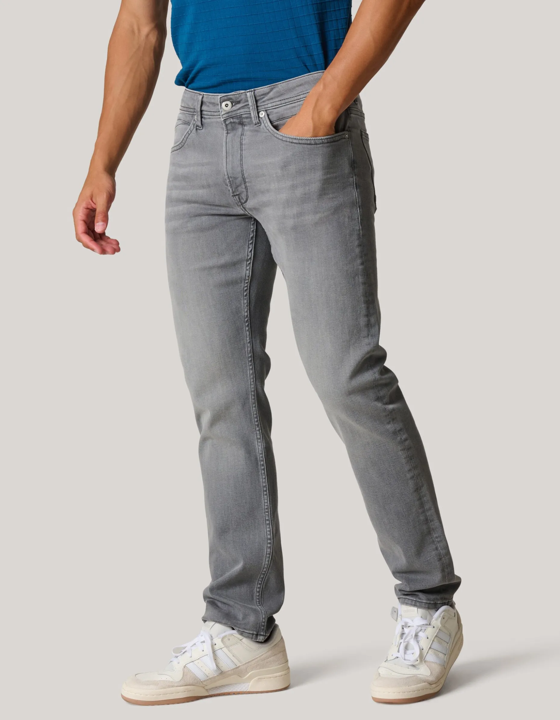 Straight Fit Jeans Grijs L32