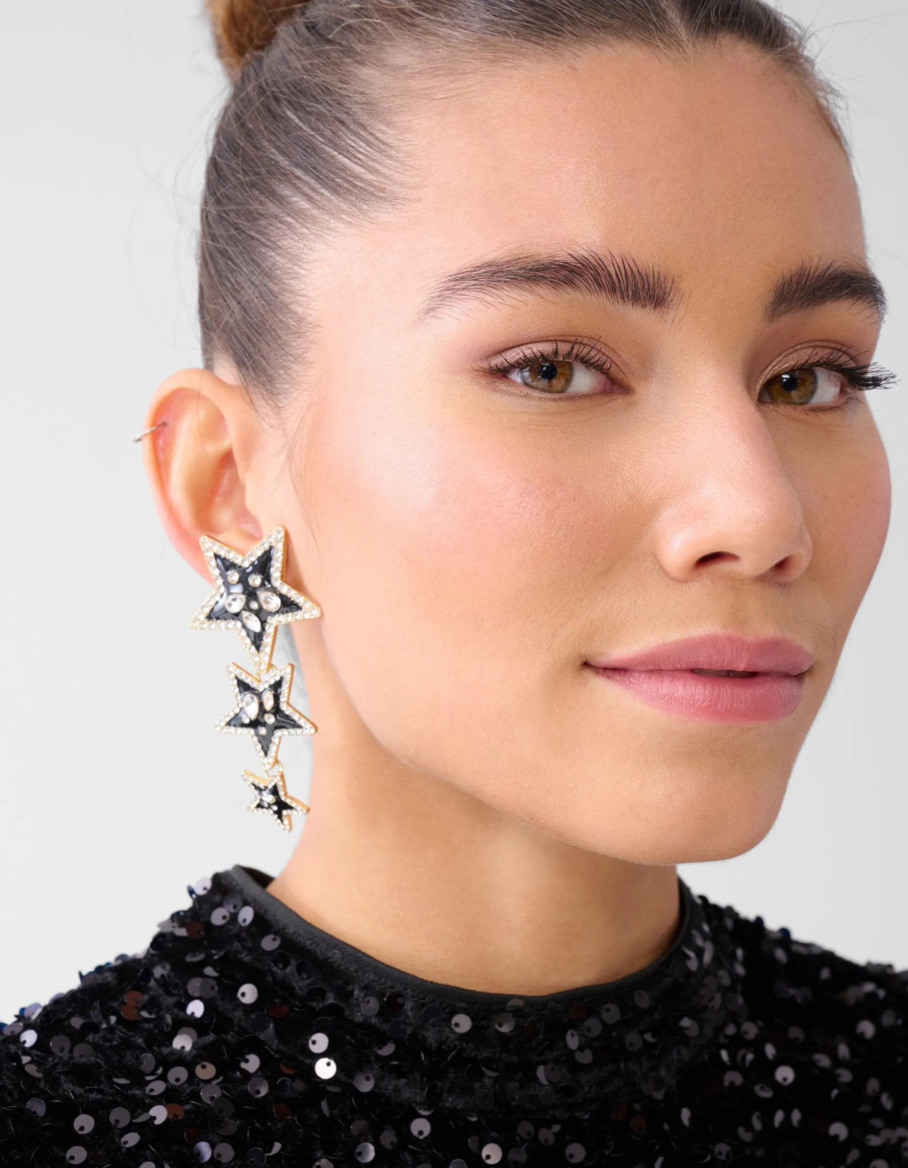 Triple Star Oorbellen Zwart