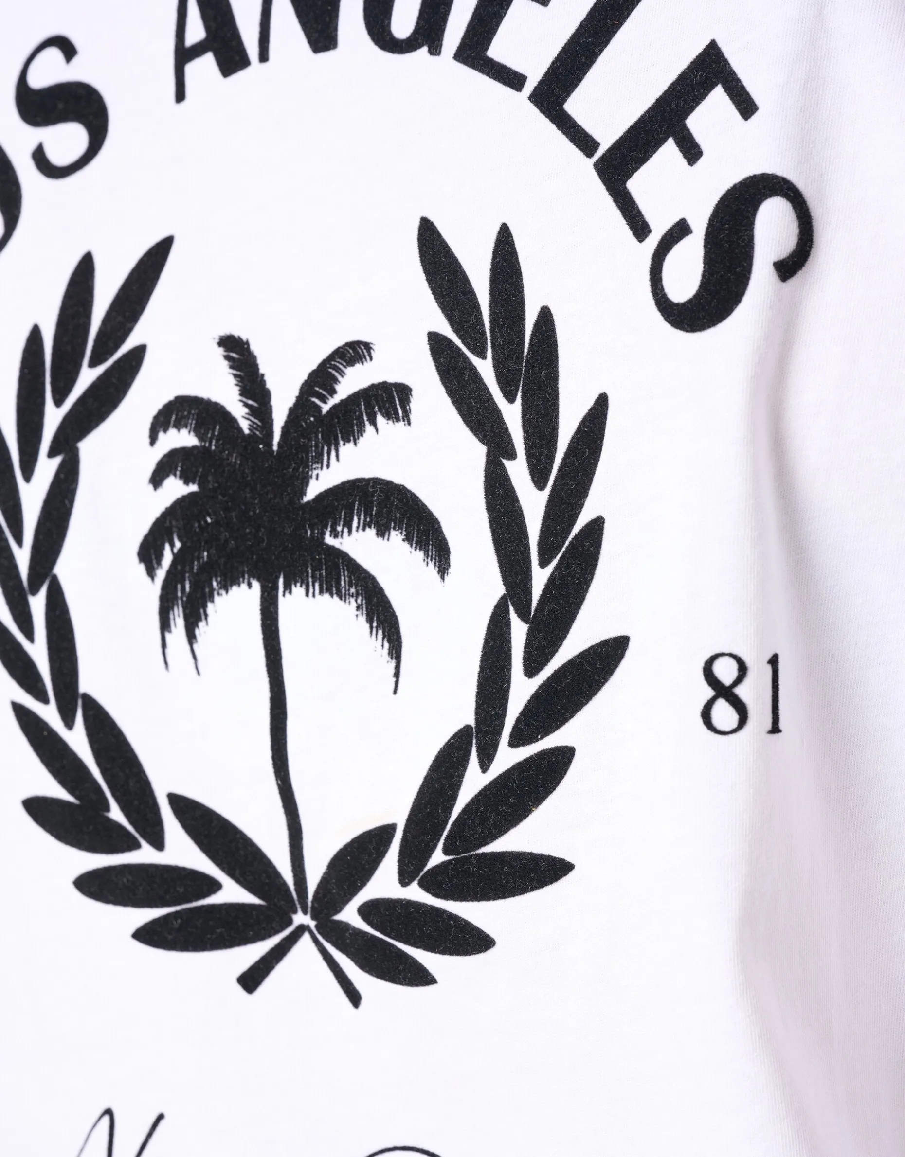 Velvet Artwork T-Shirt Wit