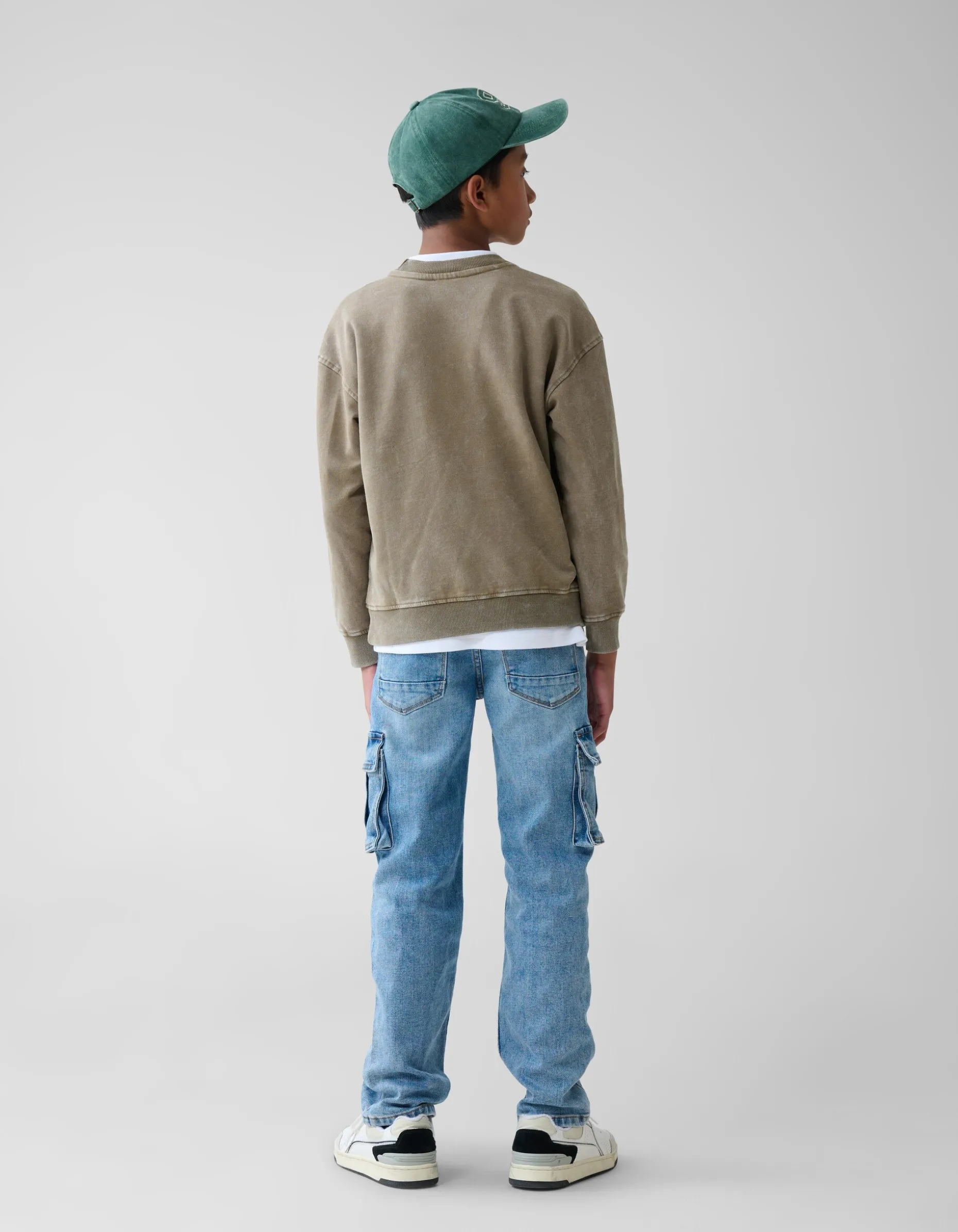 Washed Artwork Sweater Khaki
