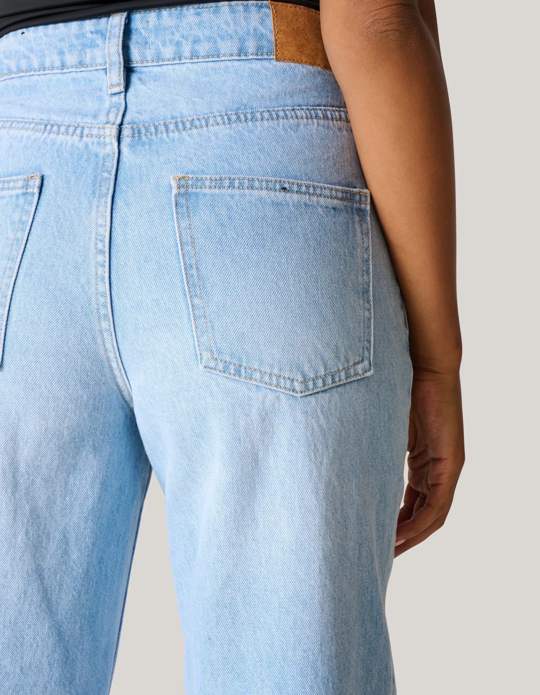 Wide Leg Jeans Bleached